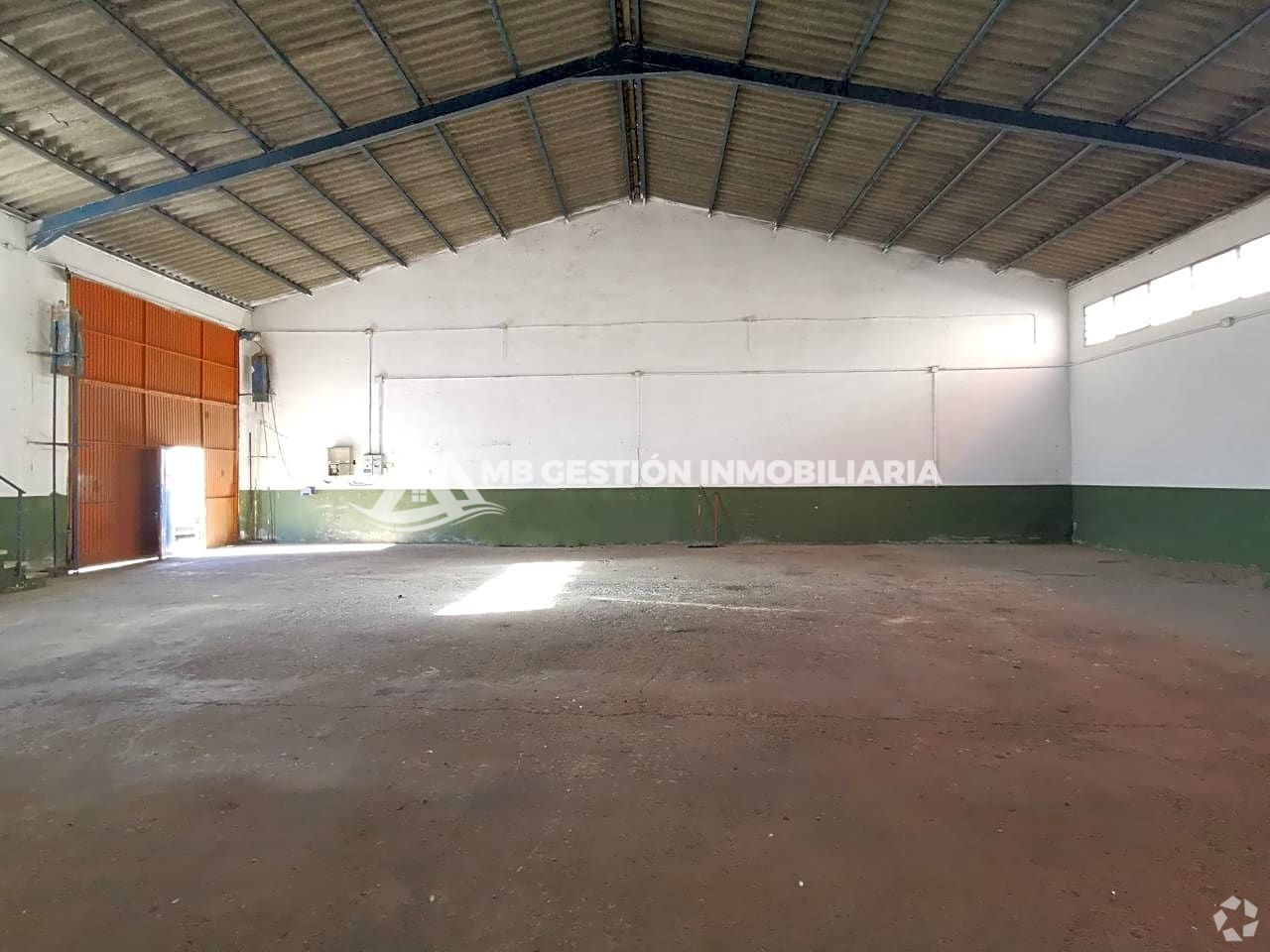 Industrial in Humanes de Madrid, Madrid for sale Primary Photo- Image 1 of 13