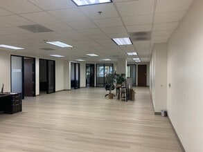 8925 W Post Rd, Las Vegas, NV for lease Interior Photo- Image 2 of 4