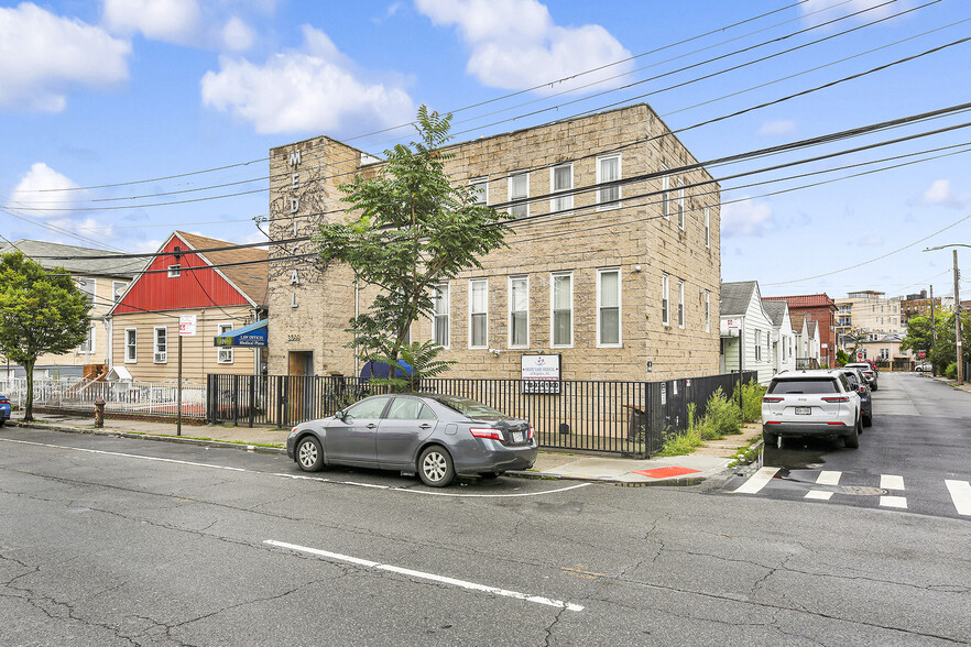 3099 Coney Island Ave, Brooklyn, NY for sale - Building Photo - Image 2 of 25