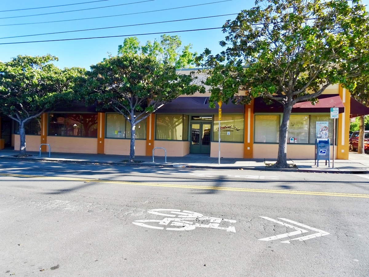 1313 Gilman St, Berkeley, CA 94706