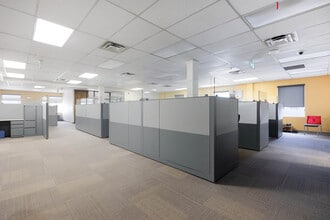 9816 Hardin St, Fort McMurray, AB for lease Interior Photo- Image 2 of 24