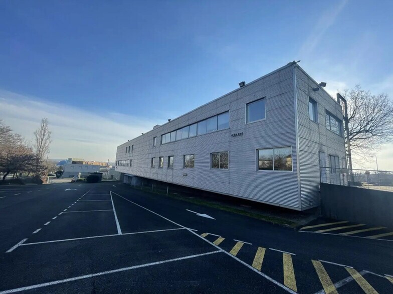 4 Impasse René Couzinet, Toulouse for lease - Building Photo - Image 1 of 41