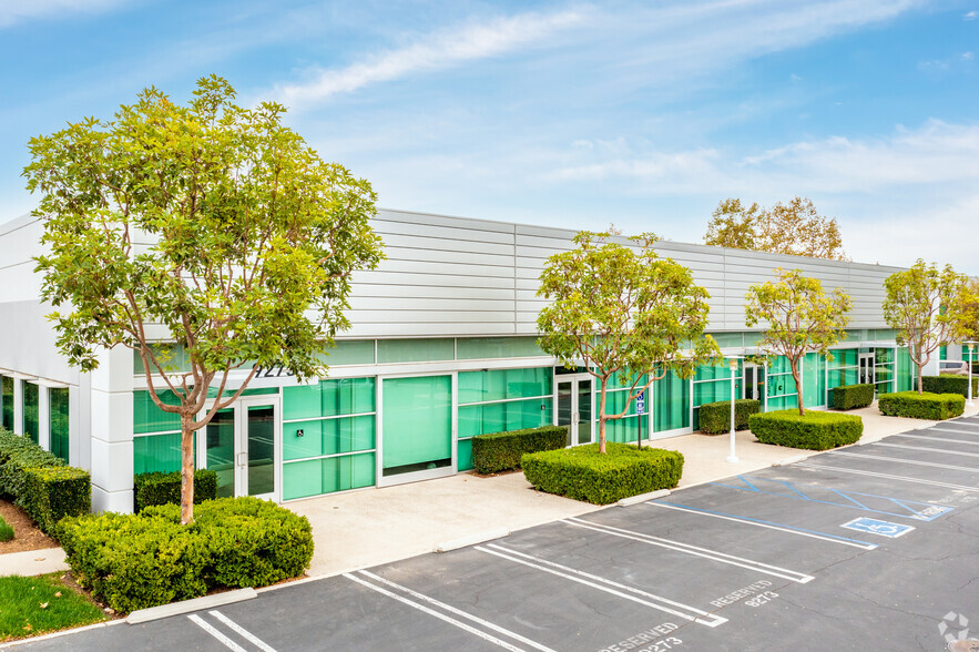 9273-9279 Research Dr, Irvine, CA for lease - Building Photo - Image 1 of 7