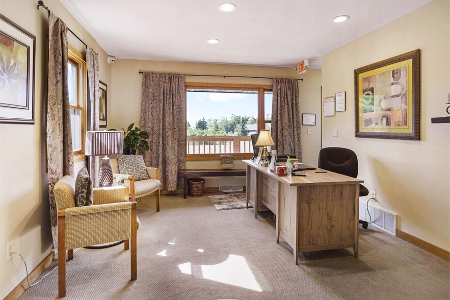 8778 Earls Ct, Woodruff, WI for sale - Building Photo - Image 3 of 8