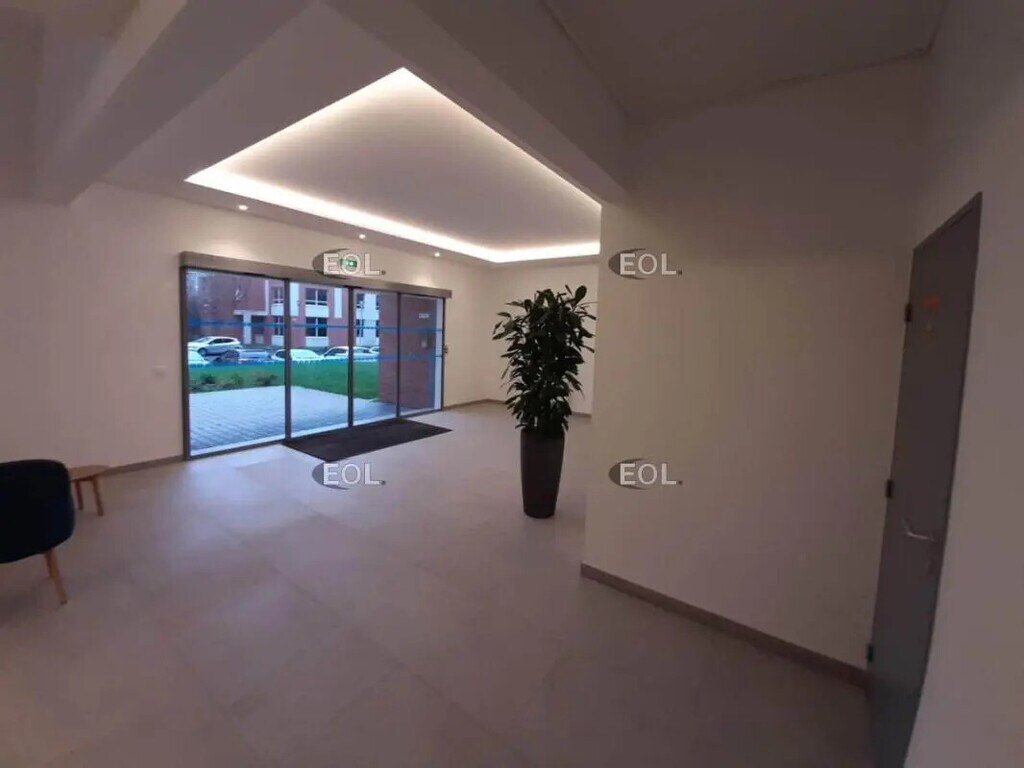 Location Bureaux 80 m² - Photo 1