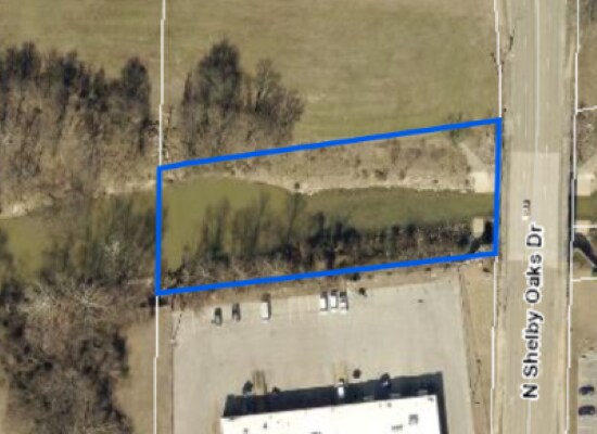 1697 Shelby Oaks Dr N, Memphis, TN for sale Primary Photo- Image 1 of 2