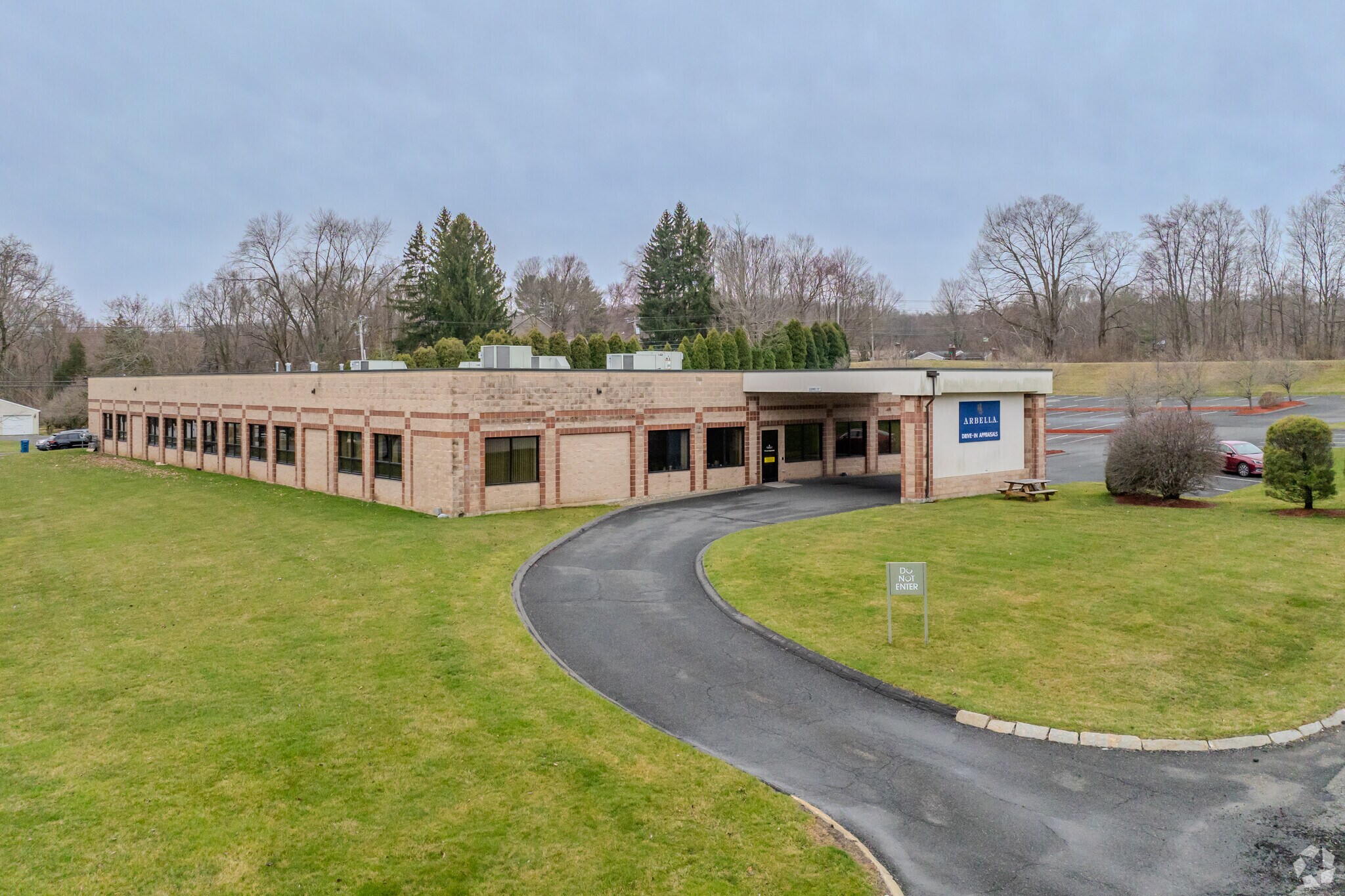 1 Interstate Dr, West Springfield, MA for sale Primary Photo- Image 1 of 1