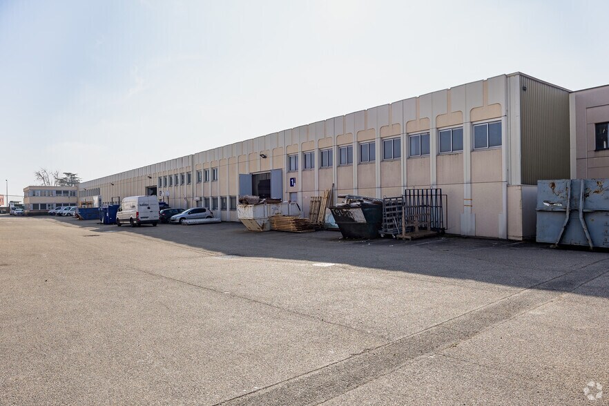 62 Avenue Du Progrès, Chassieu for lease - Building Photo - Image 2 of 2