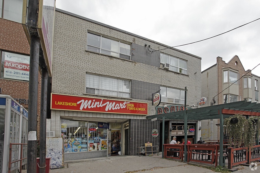 2314-2316 Lake Shore Blvd W, Toronto, ON for sale - Building Photo - Image 3 of 4