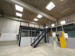 Industrial in Vitry-sur-Seine for lease Interior Photo- Image 2 of 5