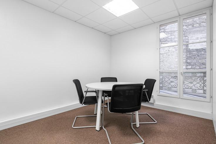 57 Rue D'Amsterdam, Paris for lease - Building Photo - Image 1 of 21