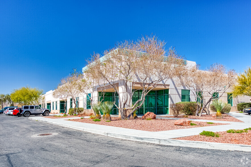 2480 N Decatur Blvd, Las Vegas, NV for lease - Building Photo - Image 1 of 10