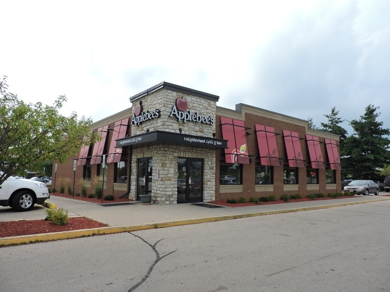 1802 S West Ave, Freeport, IL for sale - Primary Photo - Image 1 of 1