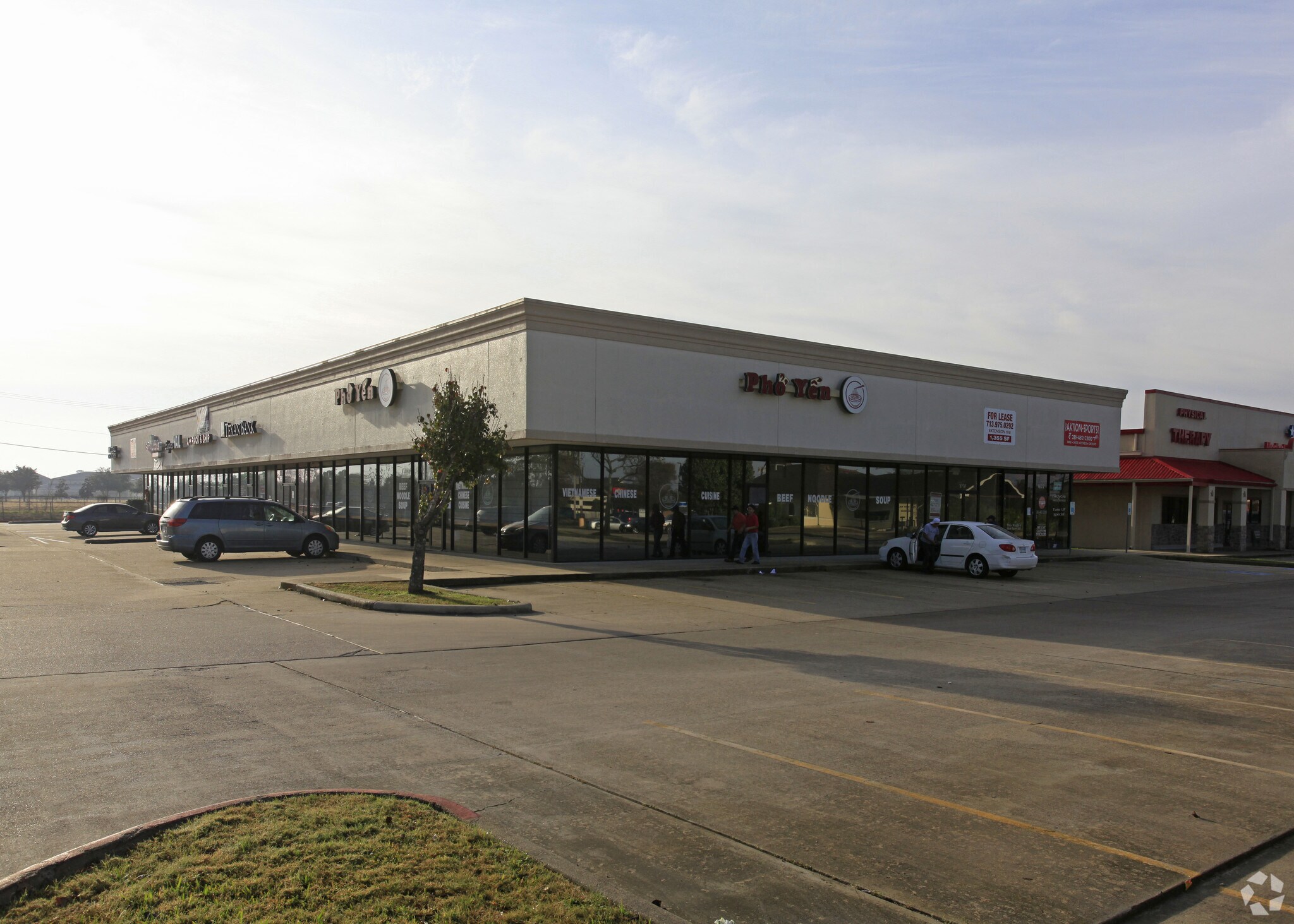 1602-1632 S Friendswood Dr, Friendswood, TX for lease Building Photo- Image 1 of 6