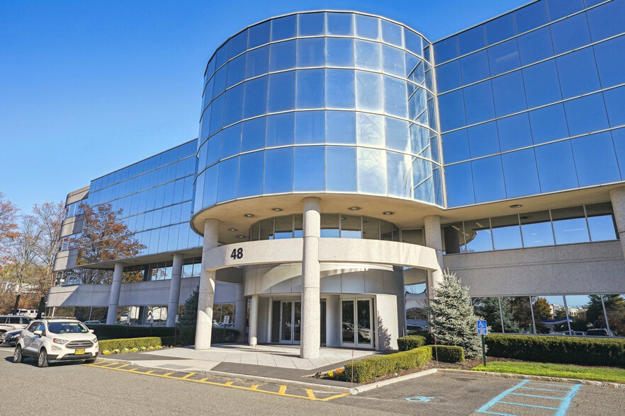 48 S Service Rd, Melville, NY for lease - Building Photo - Image 1 of 20