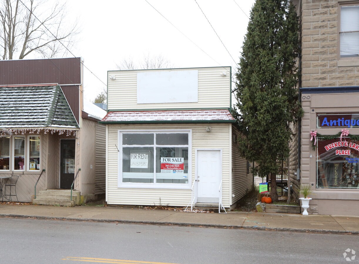 12033 S Lancaster St, Millersport, OH 43046