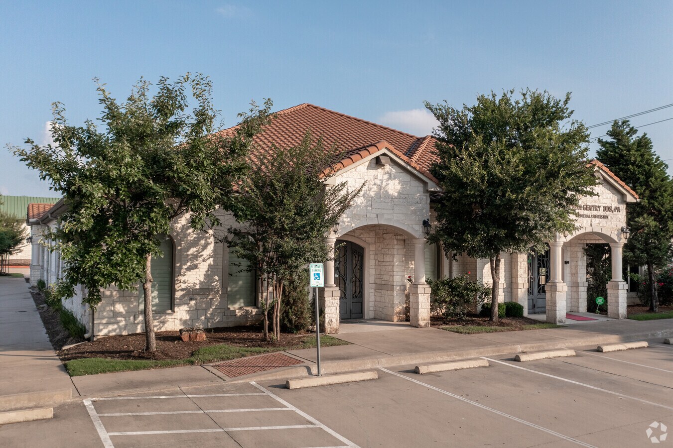 302 Heatherwilde Blvd, Pflugerville, TX 78660