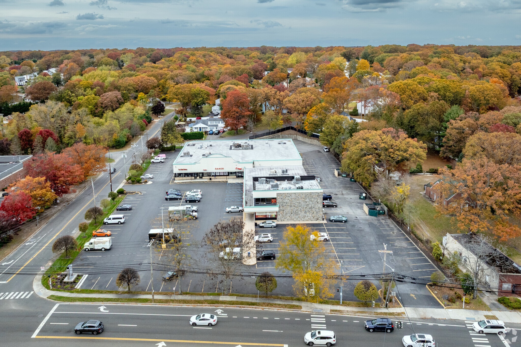 975 Jericho Tpke, Smithtown, NY for lease Aerial- Image 1 of 7