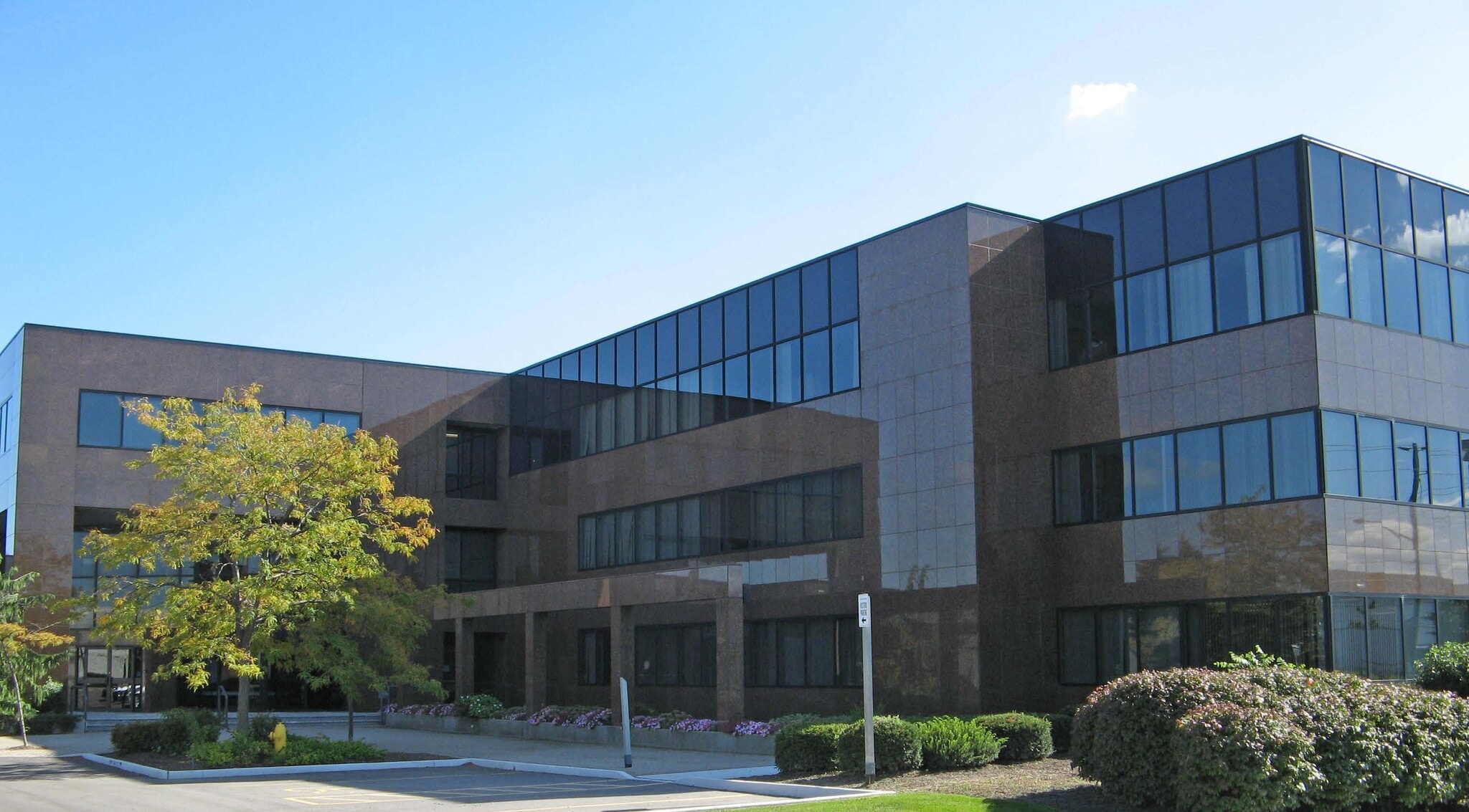 1 Kenview Blvd, Brampton, ON for lease Building Photo- Image 1 of 4
