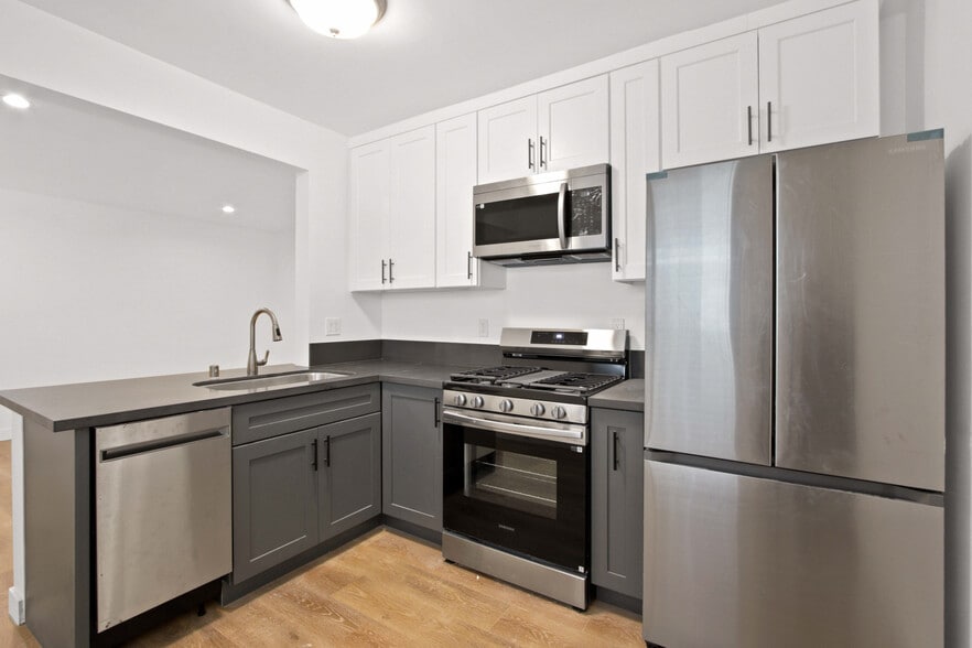 4707 Rosemead Blvd, Pico Rivera, CA for sale - Interior Photo - Image 3 of 11