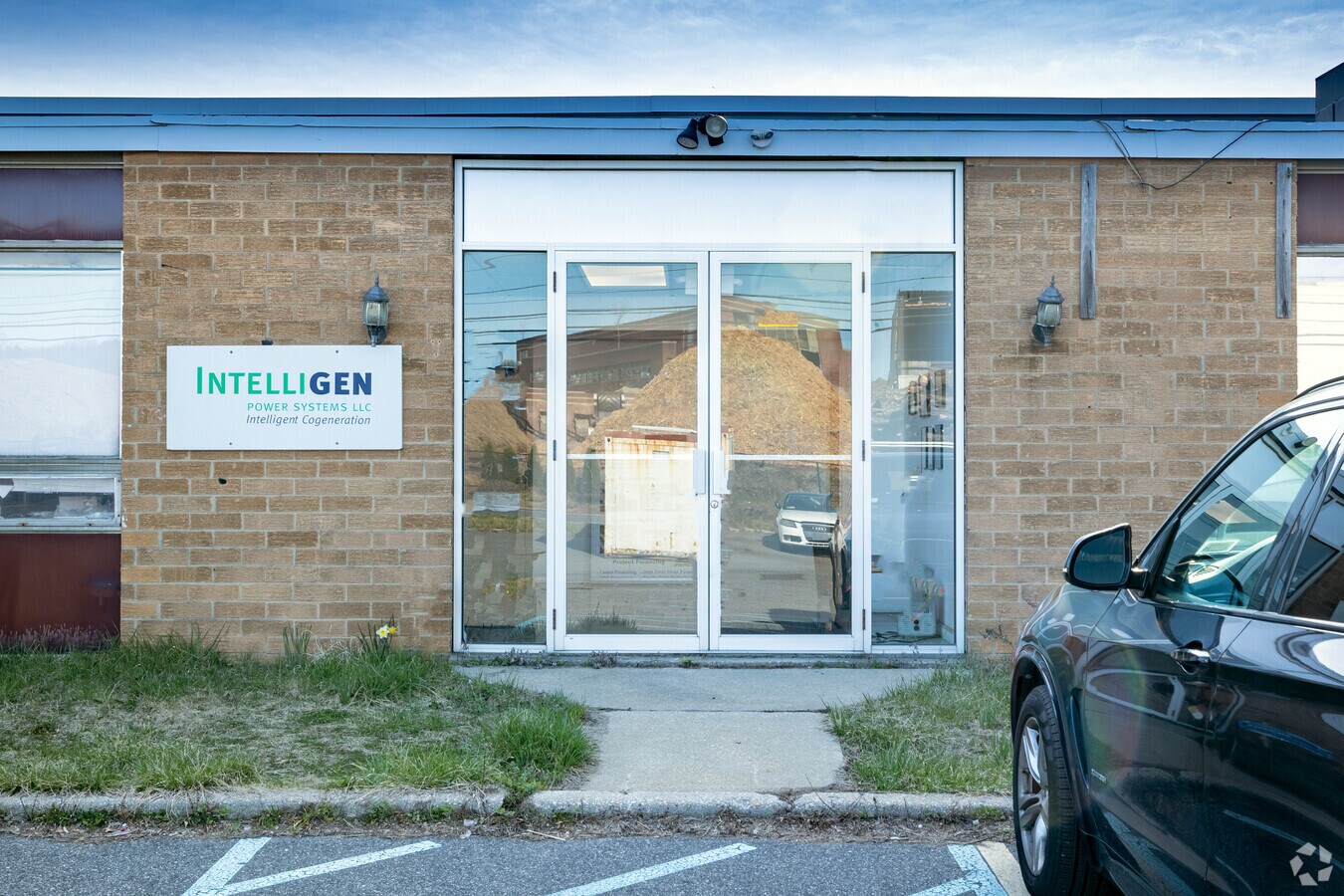 301 Winding Rd, Old Bethpage, NY 11804 301 Winding Rd., Melville