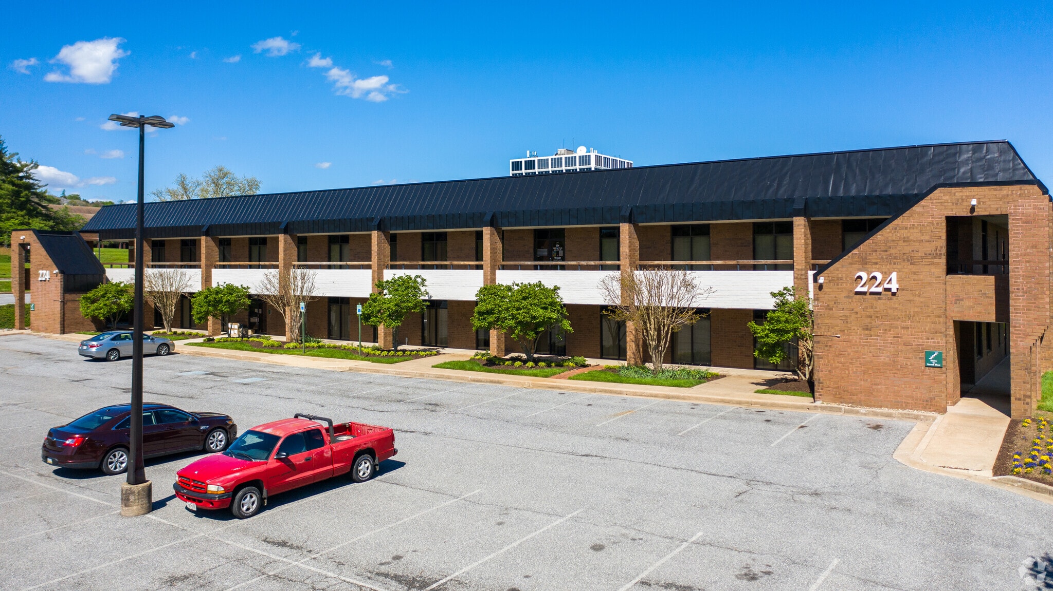 224 Schilling Cir, Hunt Valley, MD for lease Building Photo- Image 1 of 11