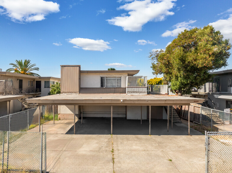 3709 San Juan St, Oakland, CA for sale - Building Photo - Image 2 of 25