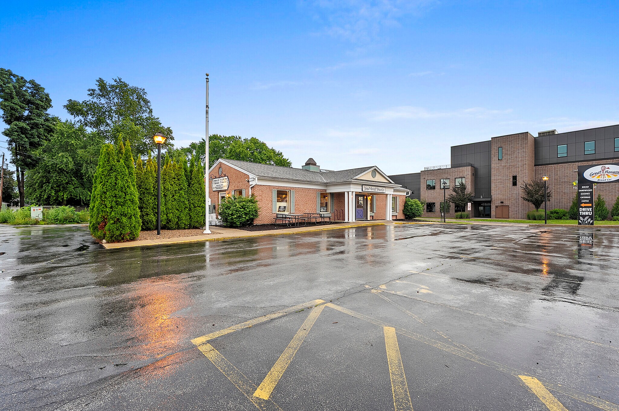 802 George St, De Pere, WI for sale Building Photo- Image 1 of 26