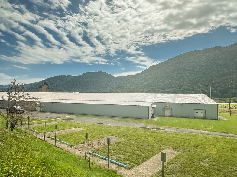 38 Industrial Rd park, Renovo, PA for lease - Primary Photo - Image 1 of 9