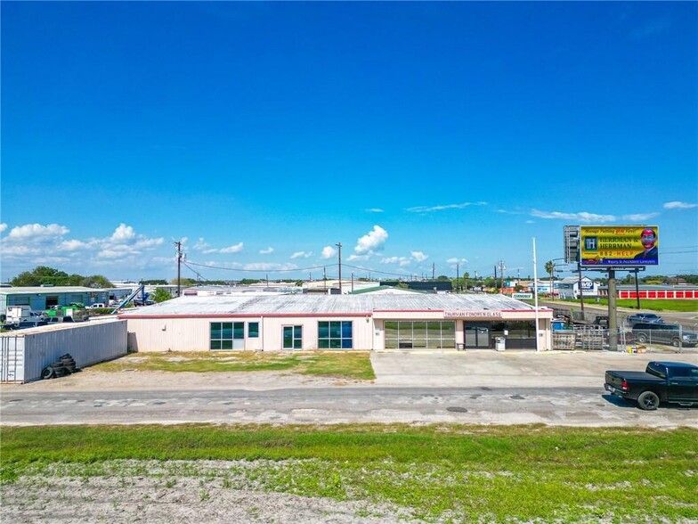 6933 Weber Rd, Corpus Christi, TX for sale - Building Photo - Image 1 of 39