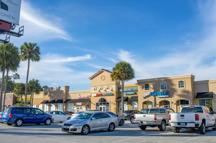 11925 Beach Blvd, Jacksonville, FL for lease - Building Photo - Image 3 of 5