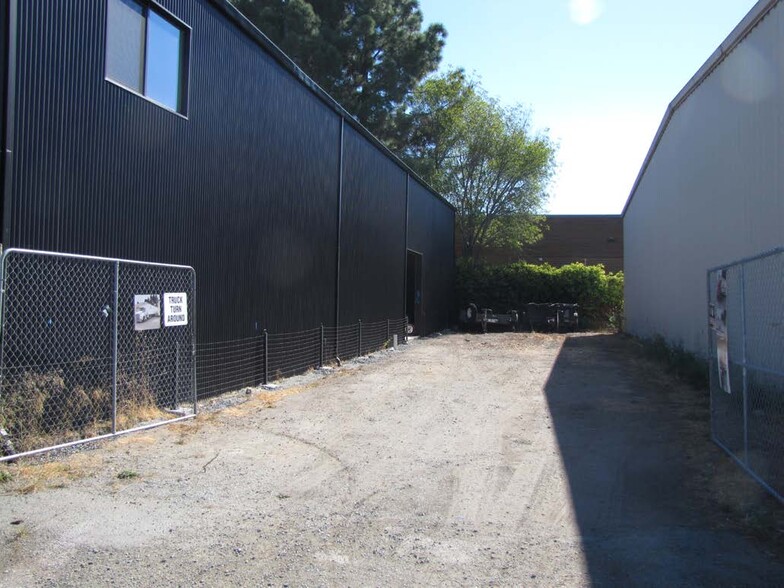 120 Gary Pl, San Rafael, CA for lease - Building Photo - Image 3 of 3