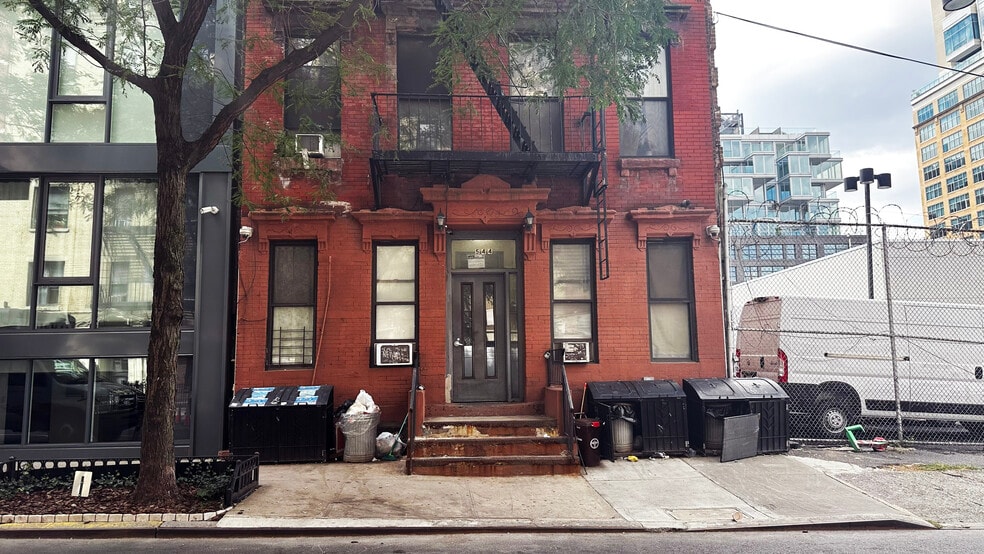 544 W 49th St, New York, NY for sale - Building Photo - Image 2 of 13