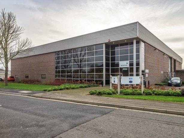 201 Bedford Ave, Slough for sale Building Photo- Image 1 of 1