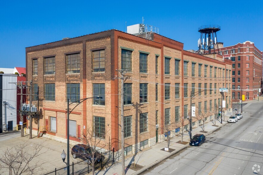 600 W Cermak Rd, Chicago, IL 60616 | LoopNet