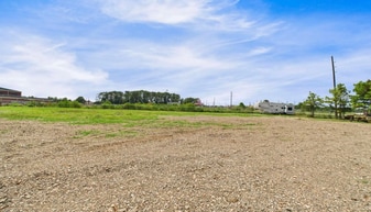 Commercial Land- 2.8 Acres with Mobile office - Automotive Property