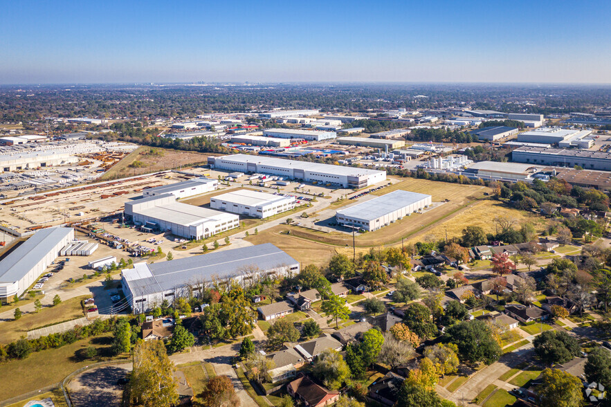 6410 Langfield Rd, Houston, TX for lease - Aerial - Image 3 of 5