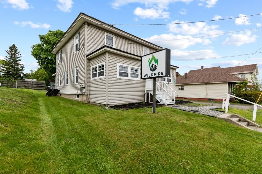 162 College Ave, Waterville, ME for sale - Building Photo - Image 1 of 1