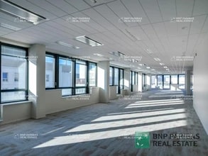 Office in Lyon for lease Interior Photo- Image 2 of 26