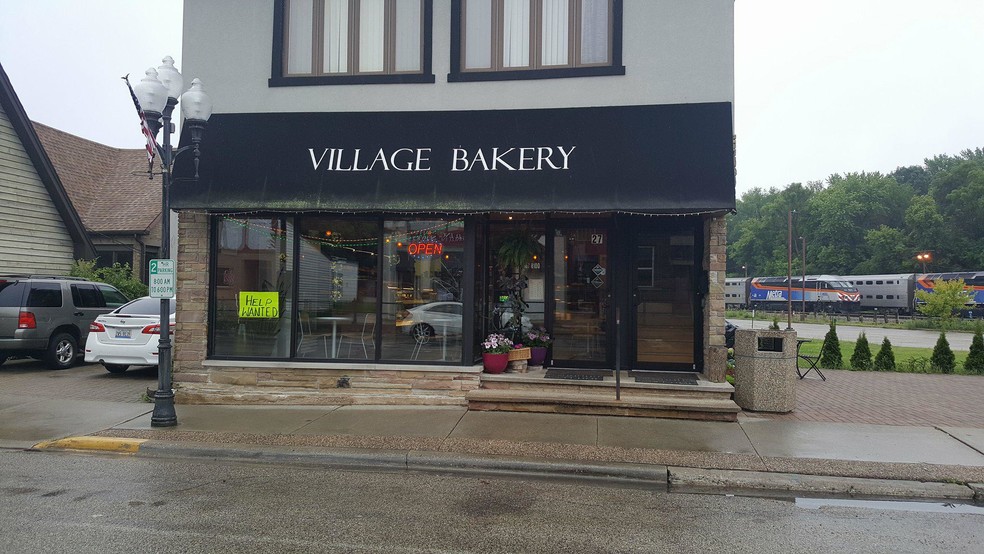 Village Bakery, Fox Lake, IL for sale - Building Photo - Image 1 of 8