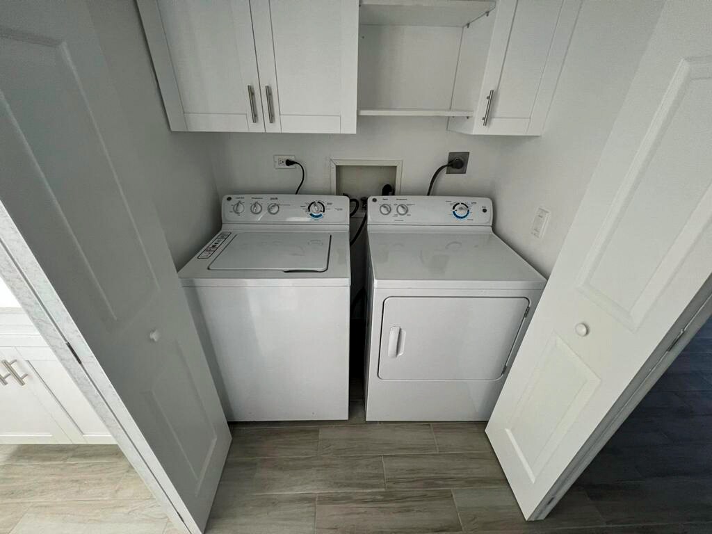 5000 Treetops Dr, Naples, FL 34113 Woodgate Condos