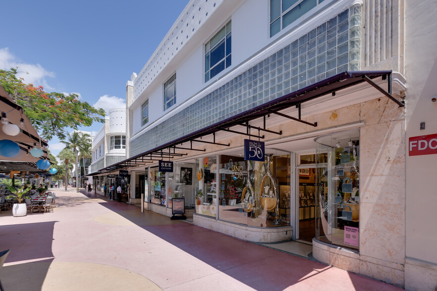 901-927 Lincoln Rd, Miami Beach, FL for lease - Building Photo - Image 3 of 9