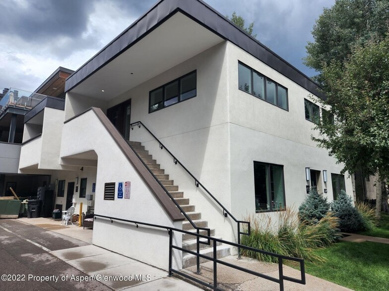 117 S Spring St, Aspen, CO for sale - Building Photo - Image 2 of 24