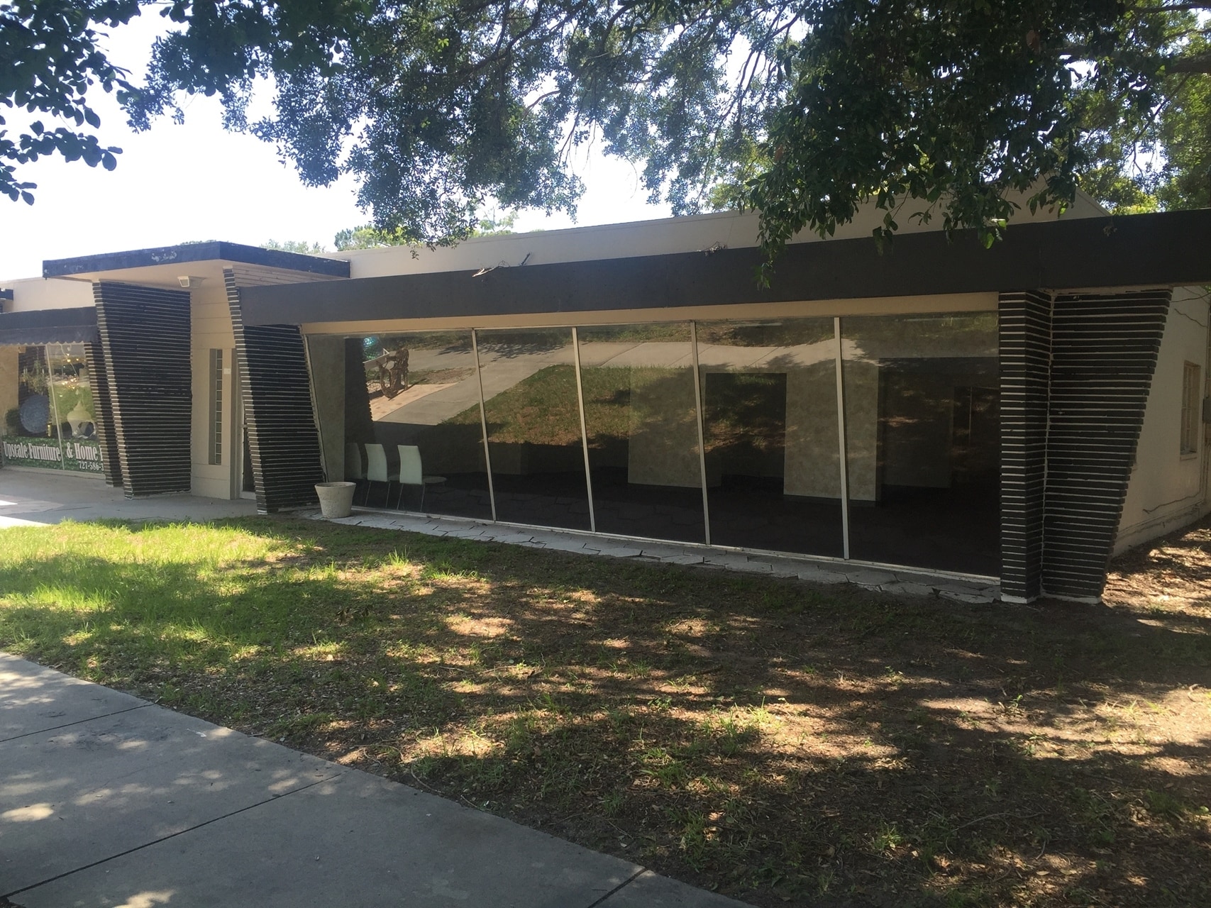 249 Clearwater Largo Rd N, Largo, FL for sale Primary Photo- Image 1 of 1