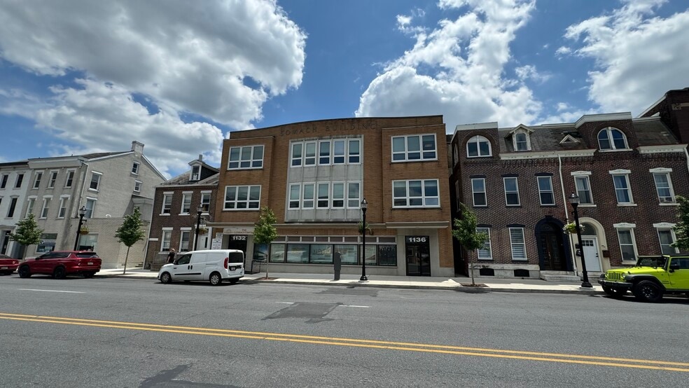 1132-1136 W Hamilton St, Allentown, PA for lease - Building Photo - Image 2 of 72