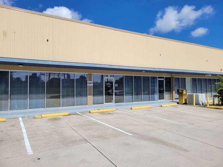 307-361 6th Ave W, Bradenton, FL for lease - Building Photo - Image 1 of 6