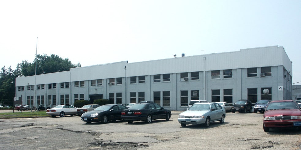 425 Fairfield Ave, Stamford, CT for lease - Building Photo - Image 2 of 5