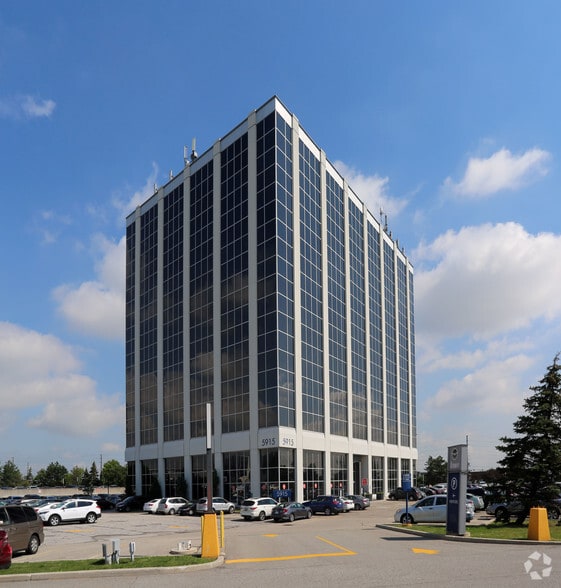 5935 Airport Rd, Mississauga, ON for lease - Building Photo - Image 3 of 15