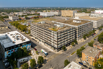 9319-9323 Av De L'esplanade, Montréal, QC - aerial  map view