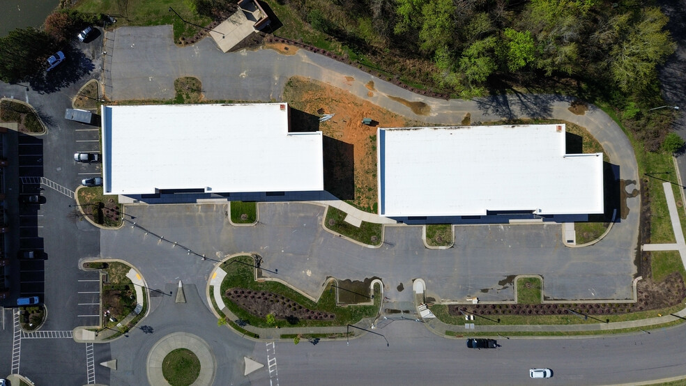 2802 New Birch Ave, Raleigh, NC for lease - Building Photo - Image 2 of 3